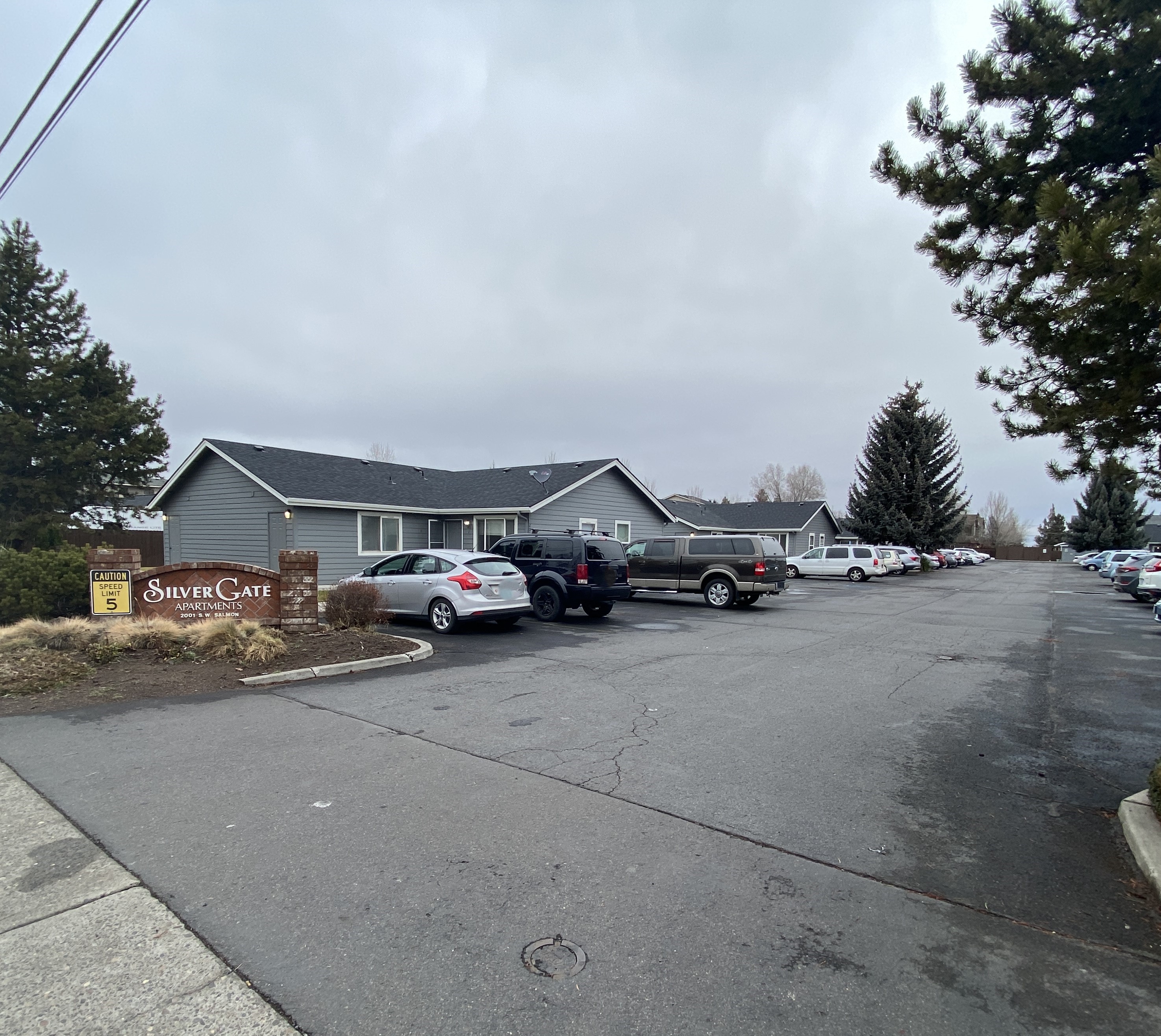 2001 SW Salmon Ave #23